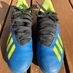 サッカー トレーニングシューズ、adidas、24.5