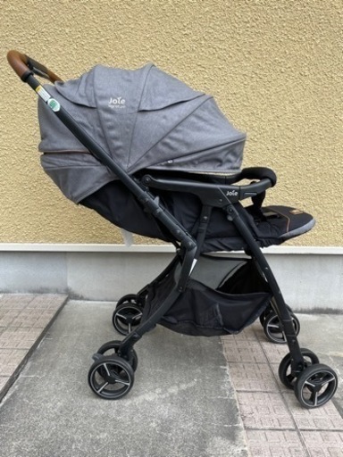 ジョイー　joie スマバギ　4WD ドリフトフレックス　両対面式ベビーカー　　カーボン色