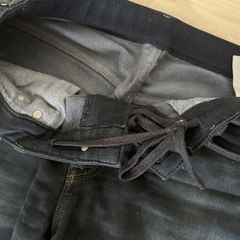 ユニクロ メンズ デニム ジーンズ Mの画像