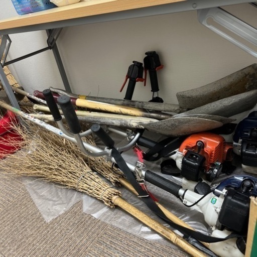 工具　草刈機