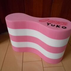 プルブイ　水泳用補助具の画像