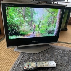 パナソニック　VIERA 20インチ　液晶テレビ　取説付き