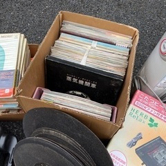 【引取限定無料】工具、オイルヒーター、未使用コタツヒーター、オープンリール、レコード等の画像
