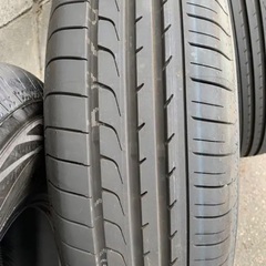 ヨコハマブルーアース4本　195/80R/15 RV02の画像