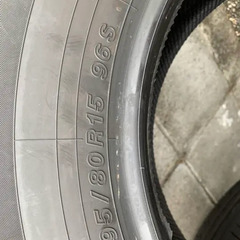 ヨコハマブルーアース4本　195/80R/15 RV02の画像