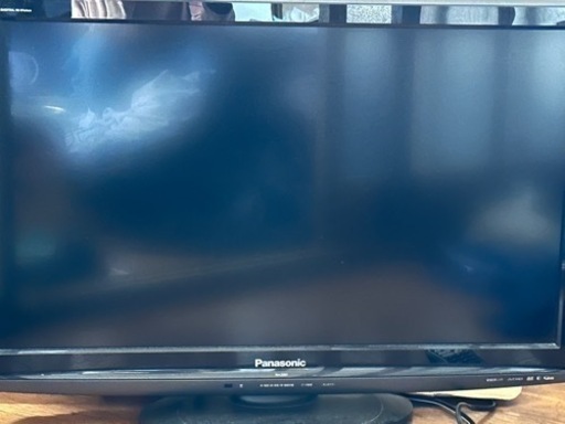 引き取り決定　付属品不足有り　液晶テレビ(リモコン+DVDプレイヤーセット)