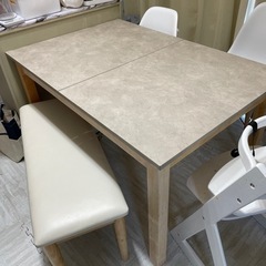 伸縮ダイニングテーブル