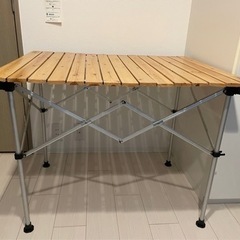 Coleman 木製テーブル