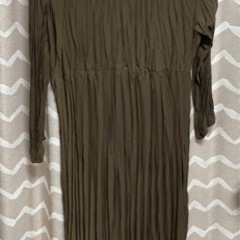しまむら　プリーツワンピースの画像