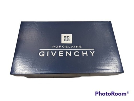 GIVENCHY デザートセット
