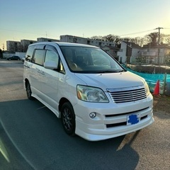 トヨタ　ノア　AZR60 低走行　ETC