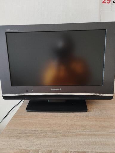 （中古）パナソニックVIERA液晶テレビ（２０インチ）