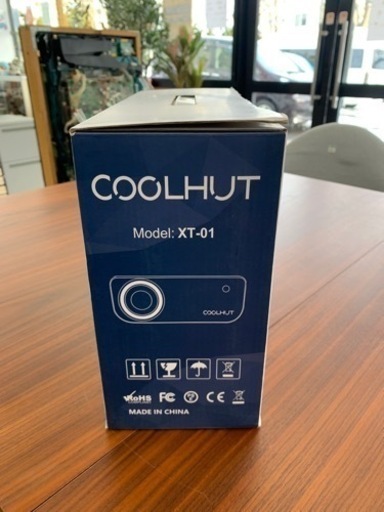 新品　FINATI CoolHut プロジェクタースマホ接続可能 　xt-01