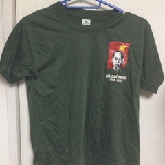 メンズTシャツ　カーキ色