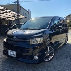 超美車！！人気のヴォクシー