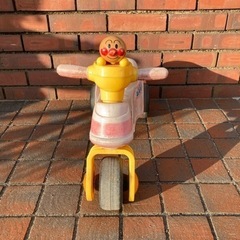 あんぱんマンの三輪車