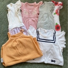 <11点！まとめ売り>半そで70〜80ロンパース　女の子用の画像