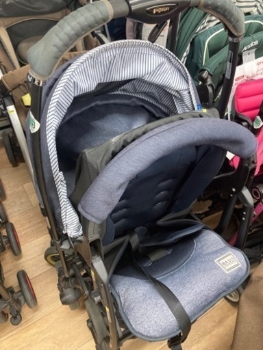 aprica チャイルドシート　美品　付属品あり