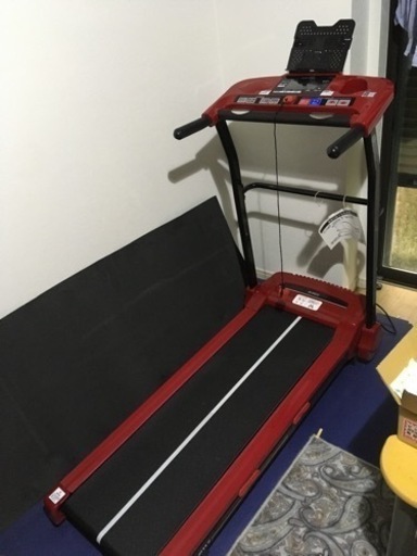 お話中　受付一旦終了（値段交渉可）アルインコ　ALINCO ランニングマシーン　赤