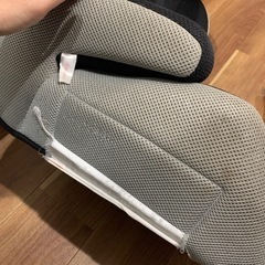 ジュニアシート　取り外し可　の画像