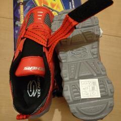 値下げ可【新品】SKECHERS スケッチャーズ キッズスニーカー 赤 未使用品/外箱付/タグ付の画像