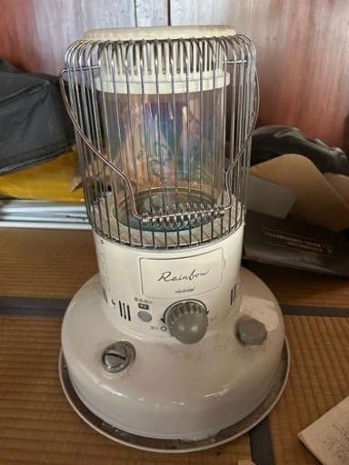 トヨトミレインボーストーブ 灯油ポリタンクセット