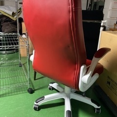 ● ハイバックチェアー、合皮素材の画像