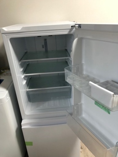 綺麗な冷蔵庫　154L
