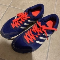 ランニングシューズ