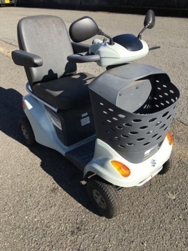 スズキ　セニアカー　レストアベース車