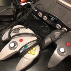 NINTENDO64 NUS-001 本体 コントローラー2つと...