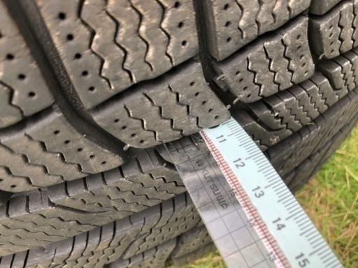 スタッドレスタイヤ225/65/R17