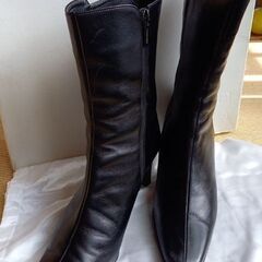 購入者決定しました　Yumiko Kimijimaショートブーツ...