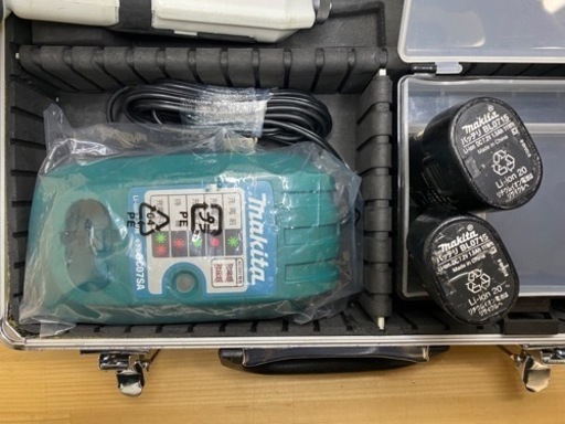 中古 マキタ TD022D 充電式 ペンインパクトドライバー　白