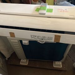 ☆中古￥21,800！【会員価格￥21,800】HITACHI　2.2kwルームエアコン　家電　2019年製　RAS-DM22JE7(W)型　【BA096】