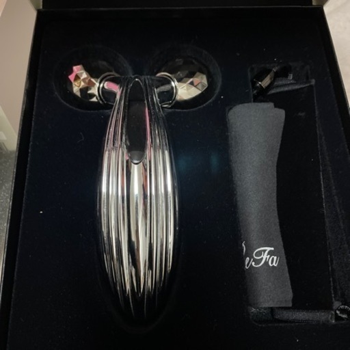 マッサージ器 ReFa