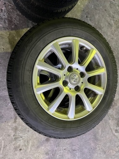 決まりました！14インチアルミホイール　165/70R14 スタッドレスVRX