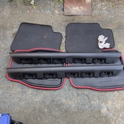 SUZUKI スズキ　ジムニー　JB74 純正ステップガード？