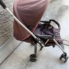 ベビーカー　コンビの画像