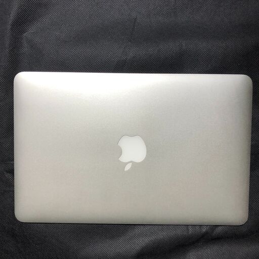 「MacBook Air 11インチ Late 2010 MC506J/A」約1キロの小型軽量薄型モバイルノートPC / C2D(デュアルコア 1.4GHz） / SSD-128GB / Webカメラ / Bluetooth / 無線LAN / MacOS(Mojave)&Office2019とWin10＆Office2010の選択起動可能  / 中古美品