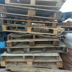 木パレット　無料　大量に有ります