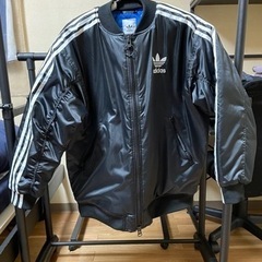 格安美品adidasフライトジャケット