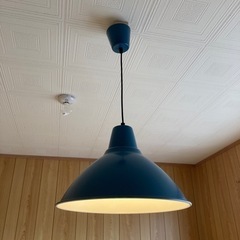 IKEA シェード　ブルー　の画像