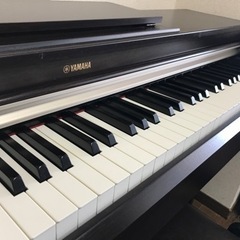 電子ピアノ YAMAHA YDP-162 鍵盤数88の画像
