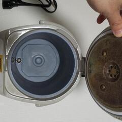 電気ポットの画像