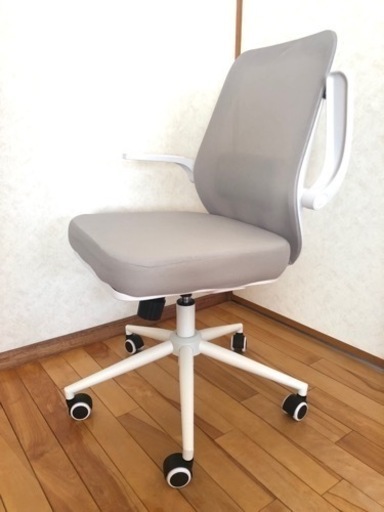 ★デザインPCチェアー★【美品】