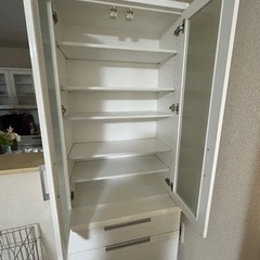 カップボードの画像