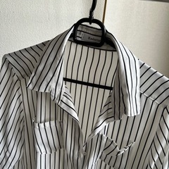 白のストライプ柄Ｙシャツ👗の画像
