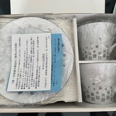 【新品未使用】高級　ペアコーヒーカップ&ペアワイングラスの画像