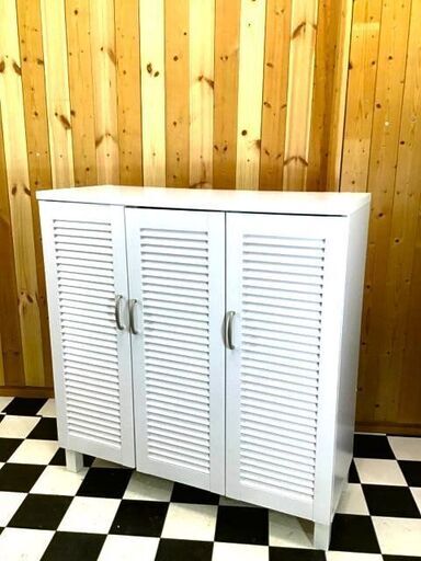 【 家具激安販売対象品!! 】ルーバーシューズボックス 900×350×940　ホワイト　3枚扉　修復有り　玄関　住まい